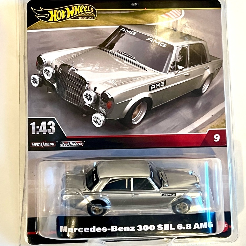 Hot Wheels Silver Mercedes-Benz 300 SEL 6.8 AMG Toy Car * Retired